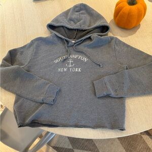 Southhampton Crop Sweatshirt